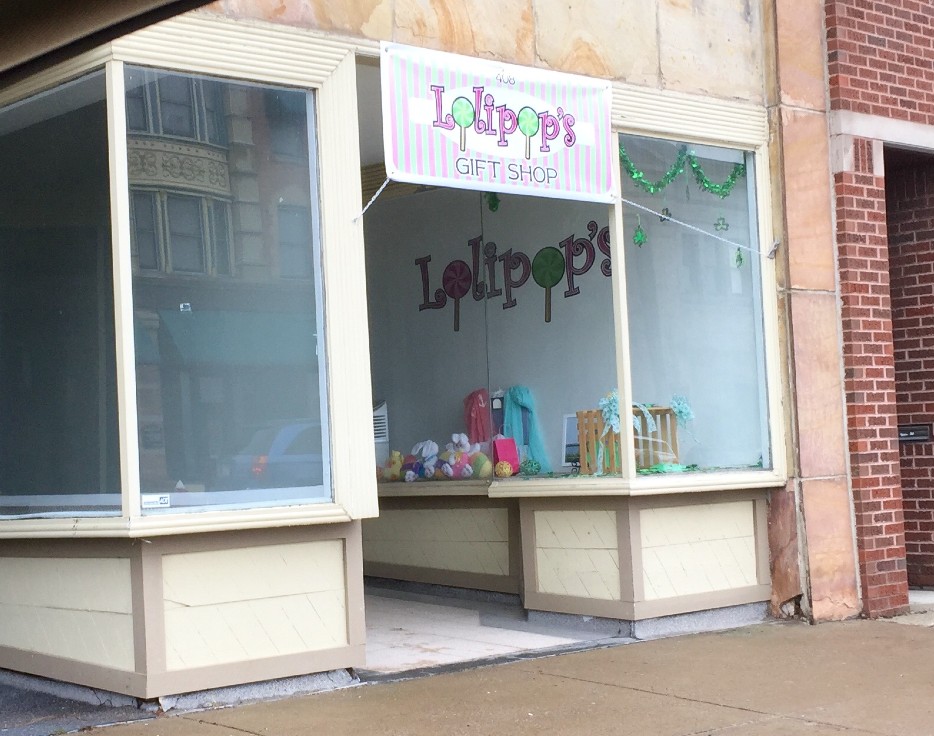 Photo of the inside of the shop.